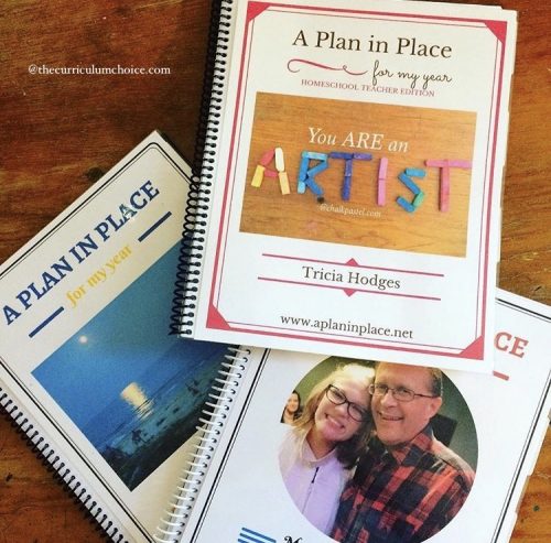 How awesome are these custom homeschool planner covers?